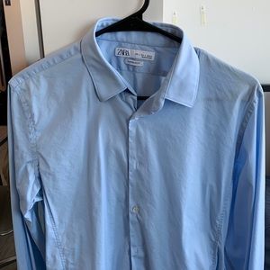 Zara Man Light Blue Slim Dress Shirt in Size L